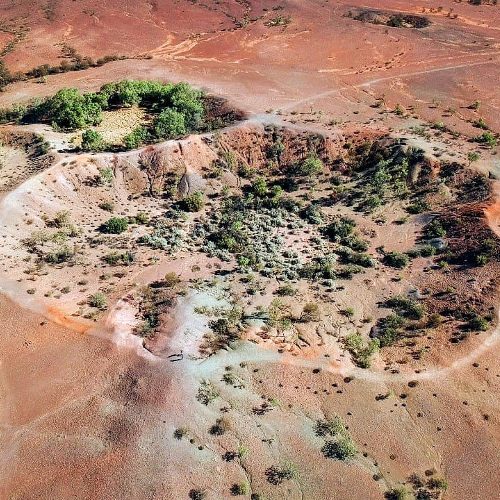 Henbury Meteorite Craters, Australia @exploringpaw