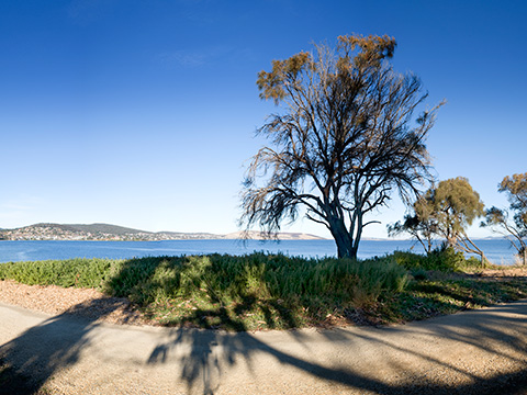 Clarence Foreshore Trail @greaterhobarttrails