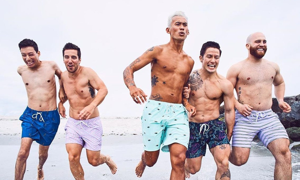 Baggy board shorts @Business Insider